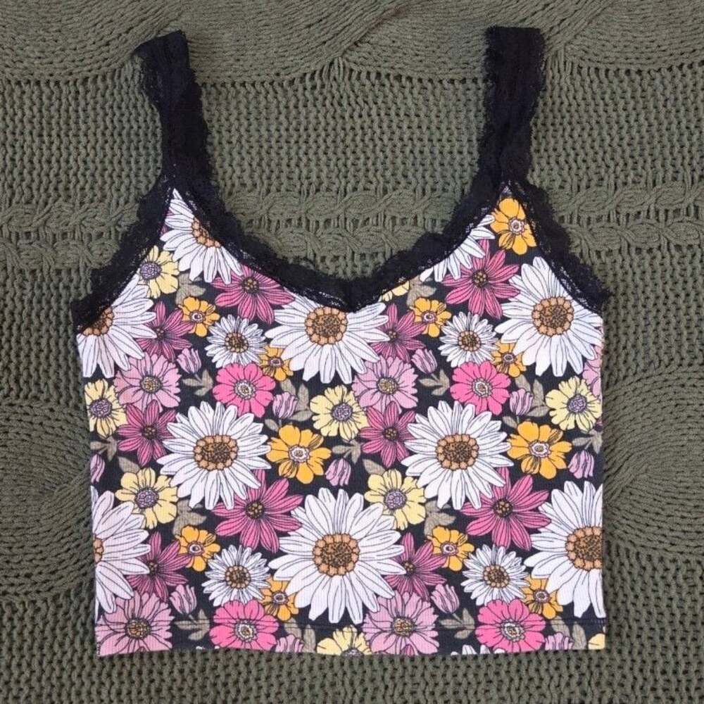 Forever 21 Ribbed Tank Top Floral Print Lace Trim Cropped White Pink Size S